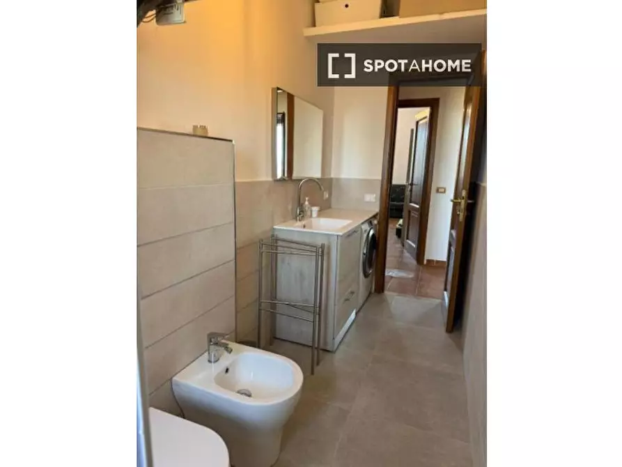 Immagine 17 di Appartamento in affitto  in Viale Furio Camillo a Roma