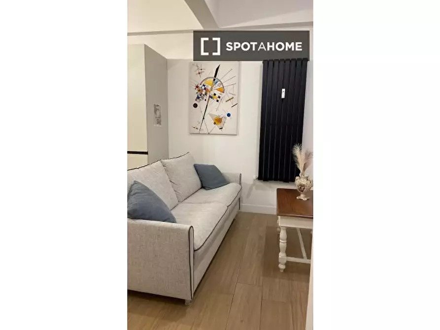 Immagine 15 di Appartamento in affitto  in Via Sisto IV a Roma