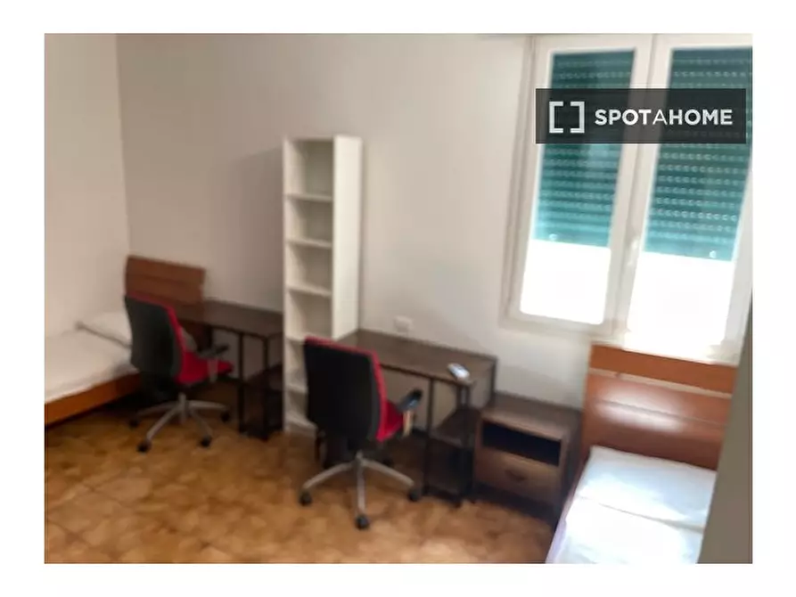 Immagine 2 di Camera condivisa in affitto  in Via Niccolò Machiavelli a Bologna