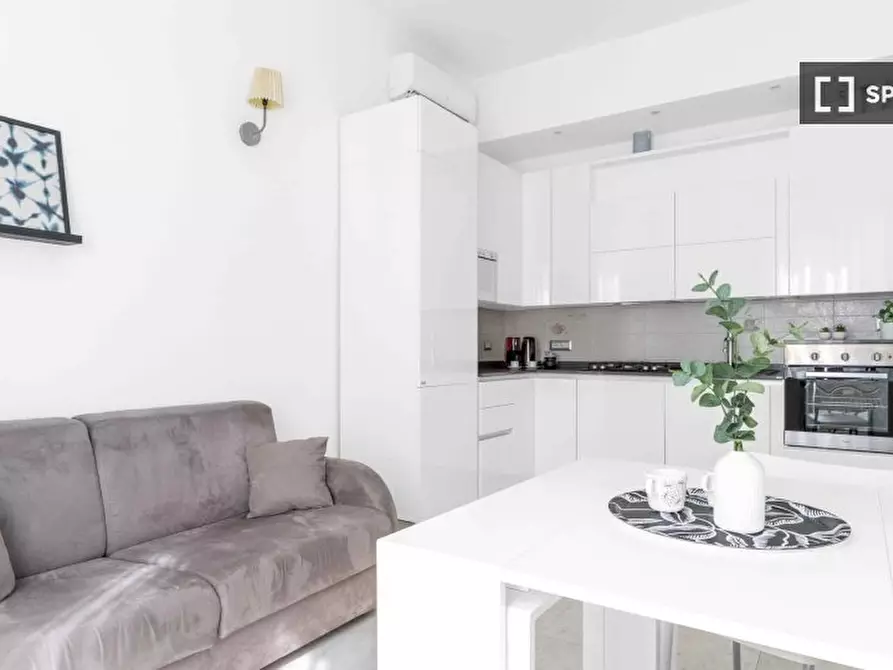 Immagine 1 di Appartamento in affitto  in Via Tonale a Milano