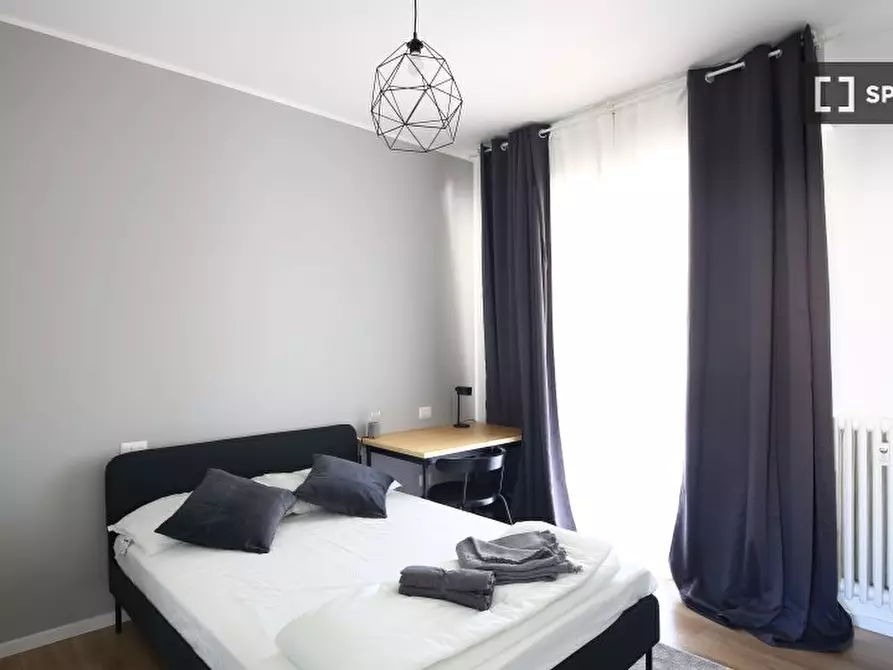 Immagine 1 di Camera condivisa in affitto  in Via Benjamin Constant a Milano