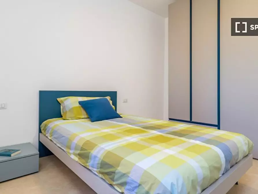 Immagine 3 di Camera condivisa in affitto  in Famagosta a Milano