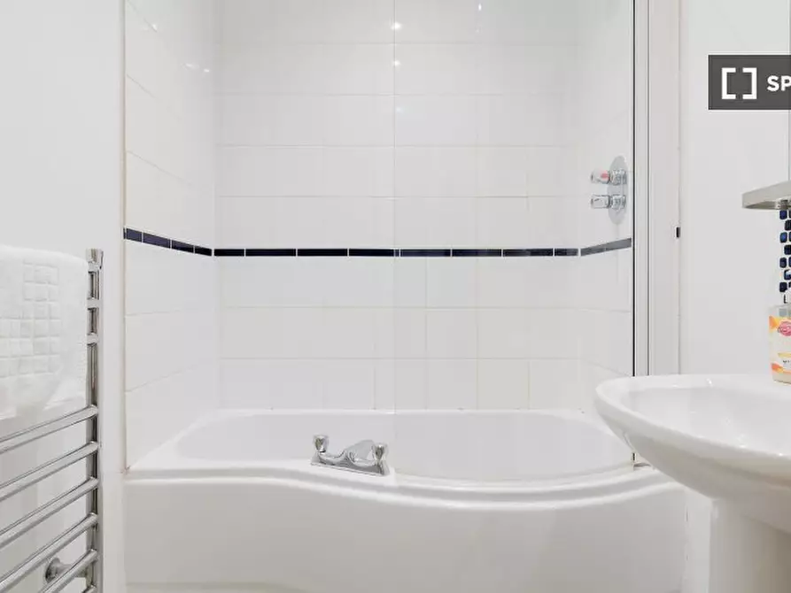 Immagine 19 di Appartamento in affitto  in Palliser Road a Hammersmith