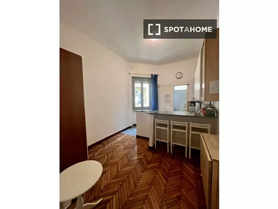 Immagine 4 di Camera condivisa in affitto  in Via Collodi a Milano