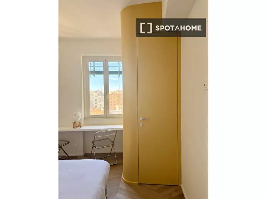 Immagine 16 di Appartamento in affitto  in Via Taranto a Roma