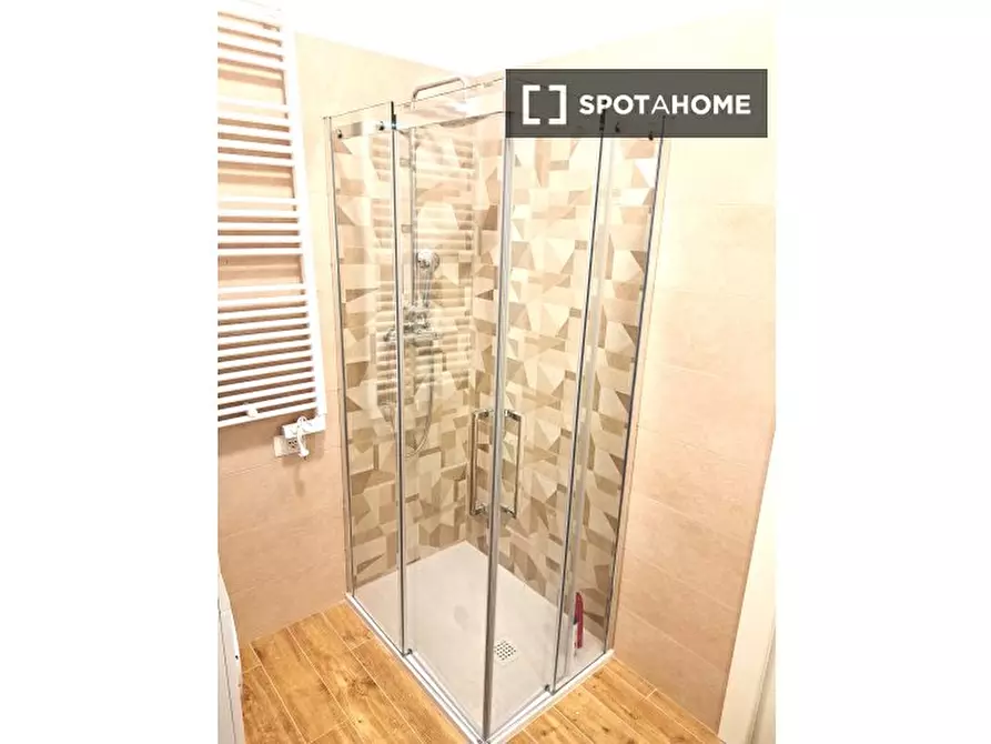 Immagine 10 di Appartamento in affitto  in Via Appia Nuova a Roma