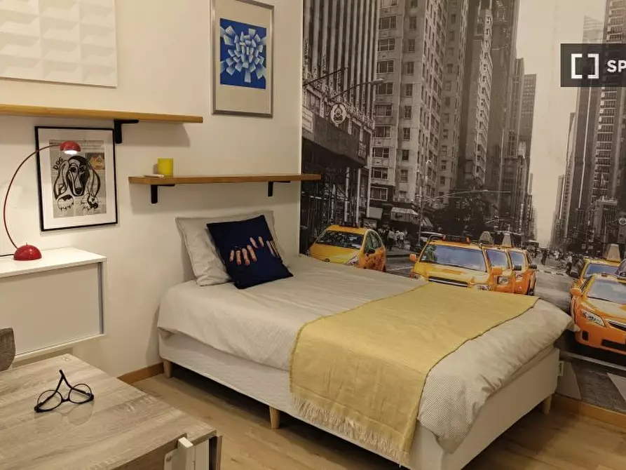 Immagine 10 di Appartamento in affitto  in Via Pietro Calvi a Milano