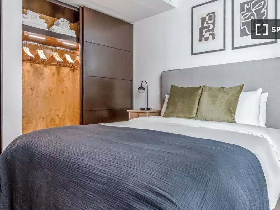 Immagine 13 di Appartamento in affitto  in Radnor Terrace a Hammersmith