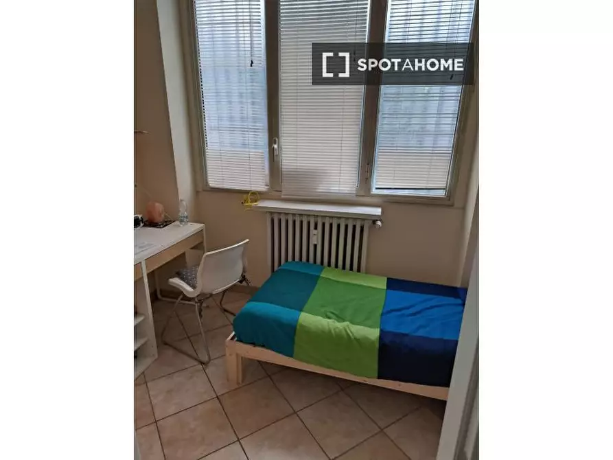 Immagine 2 di Camera condivisa in affitto  in Via Antonio Aldini a Milano