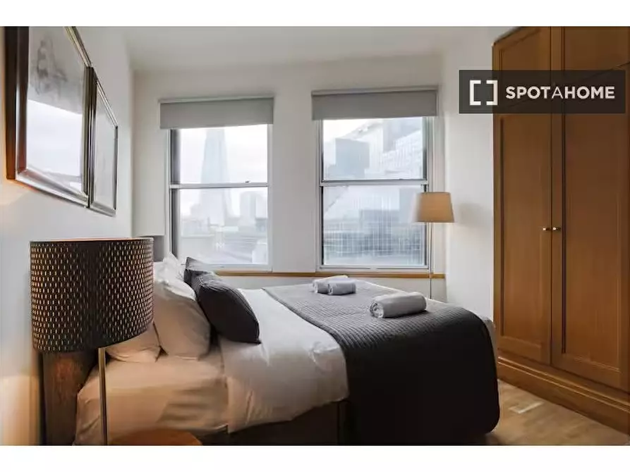 Immagine 11 di Ufficio in affitto  in Monument St a 