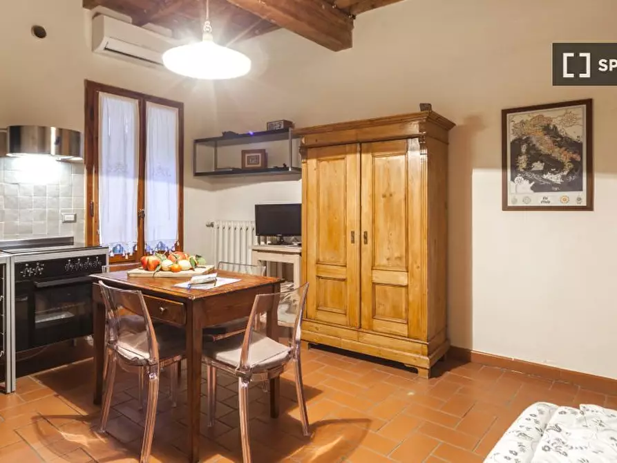 Immagine 2 di Appartamento in affitto  in Via Dante Alighieri a Firenze