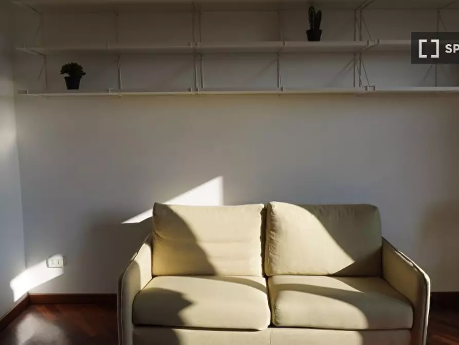 Immagine 10 di Appartamento in affitto  in Via Tavazzano a Milano