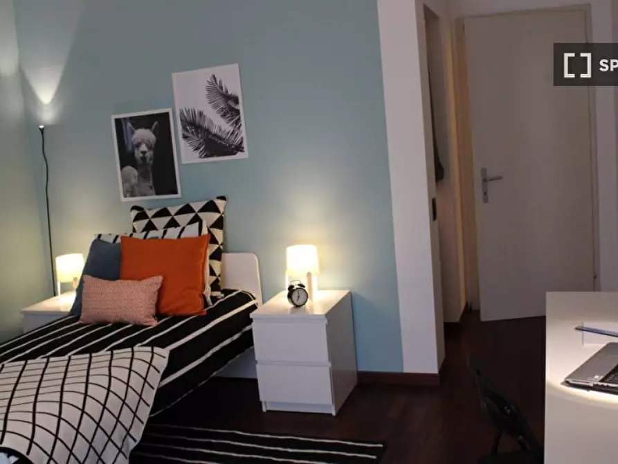 Immagine 4 di Camera condivisa in affitto  in Europa a Brescia