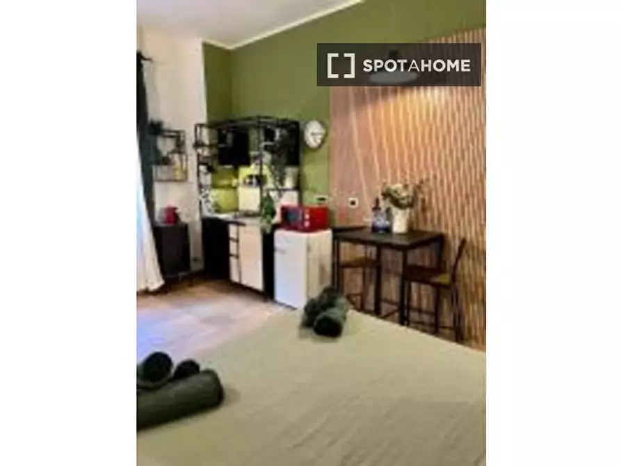 Immagine 4 di Ufficio in affitto  in Via Sebino a Milano