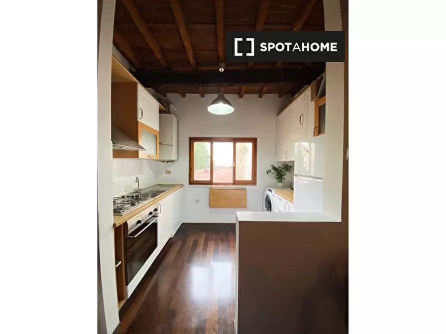 Immagine 2 di Appartamento in affitto  in Via del Leone a Firenze