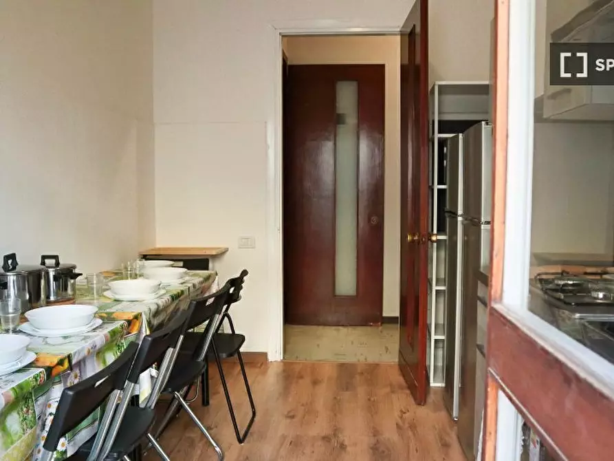 Immagine 11 di Camera condivisa in affitto  in Via tigellio a Cagliari