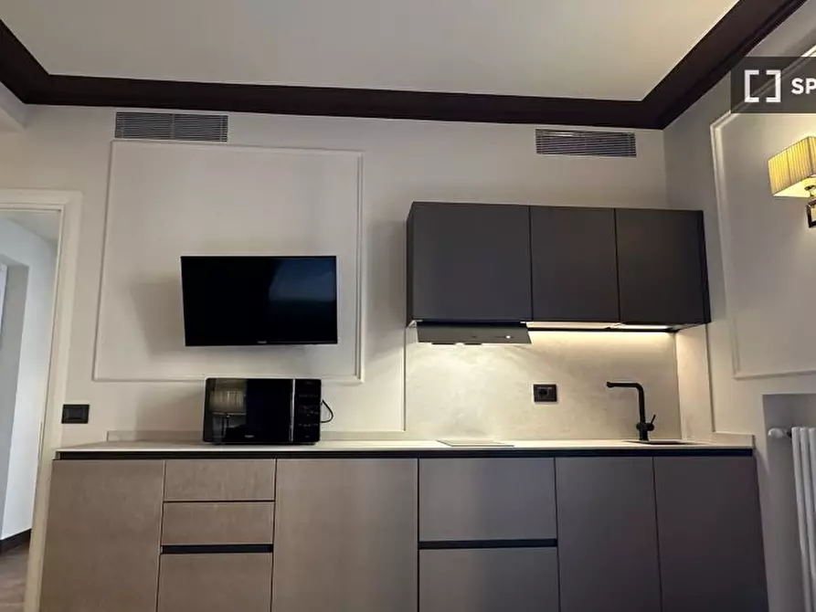 Immagine 3 di Ufficio in affitto  in Via dei Brunelleschi a Firenze