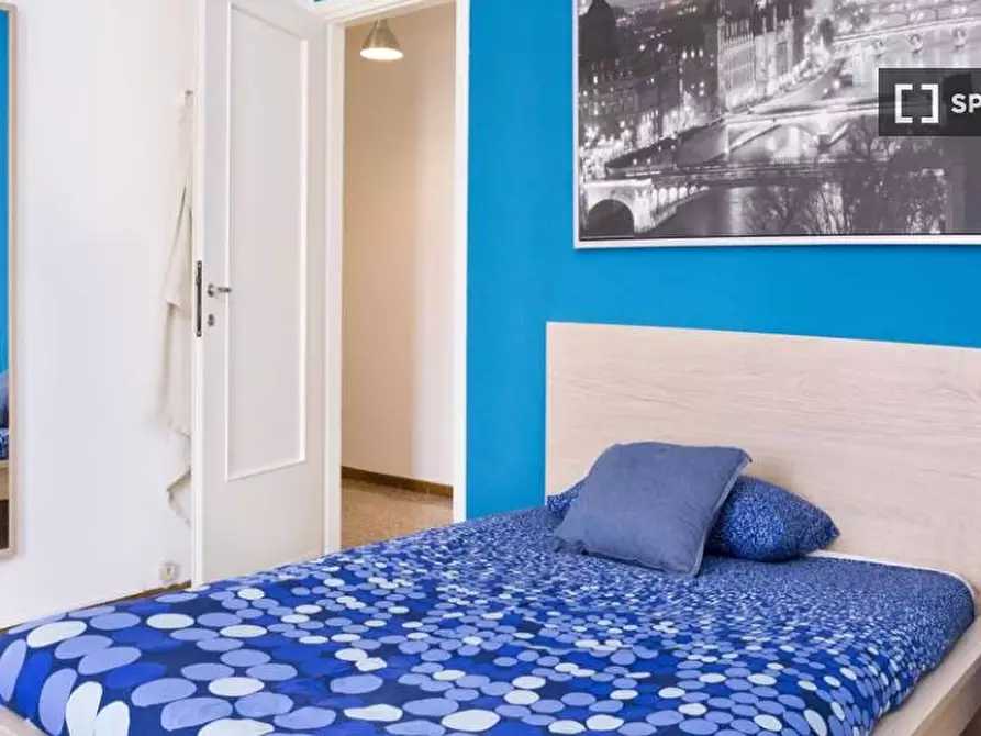 Immagine 1 di Camera condivisa in affitto  in Viale Carlo Espinasse a Milano