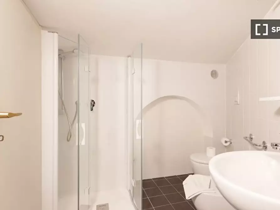 Immagine 16 di Ufficio in affitto  in Corso Magenta a Milano