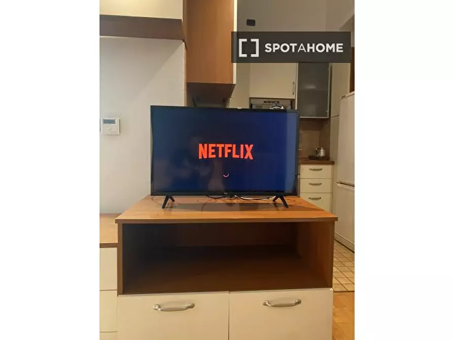 Immagine 2 di Ufficio in affitto  in Via S. Massimo a Torino