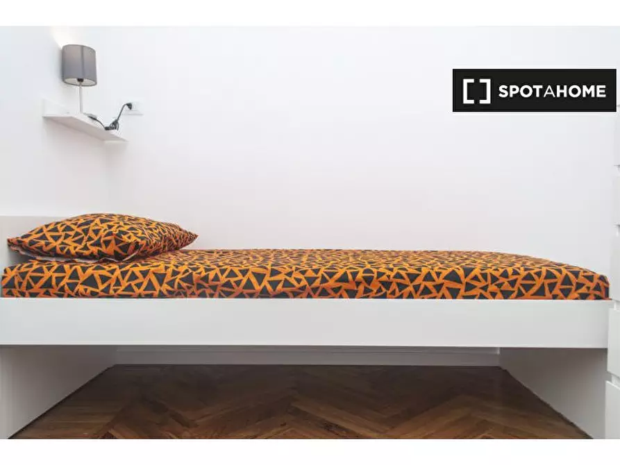 Immagine 16 di Camera condivisa in affitto  in Via Aldo Barbaro a Torino