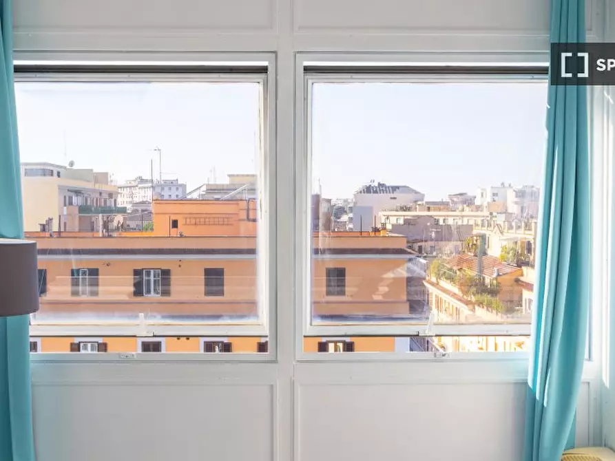 Immagine 18 di Appartamento in affitto  in Via Appia Nuova a Roma