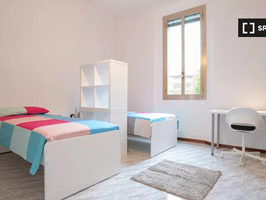 Immagine 18 di Camera condivisa in affitto  in Via Pompeo Vizzani a Bologna