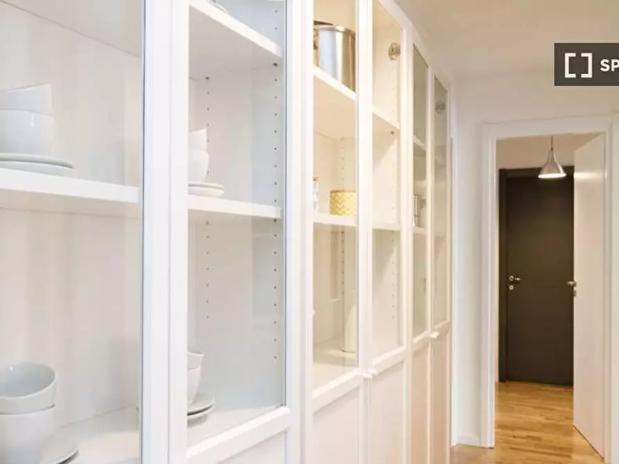 Immagine 17 di Camera condivisa in affitto  in Via Larga a Milano