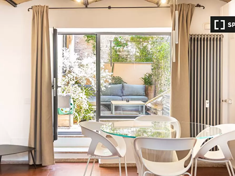 Immagine 8 di Appartamento in affitto  in Via dell'Arco della Ciambella a Roma