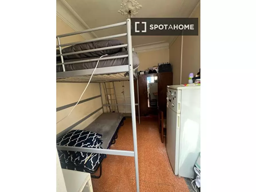 Immagine 14 di Camera condivisa in affitto  in Circonvallazione Gianicolense a Roma