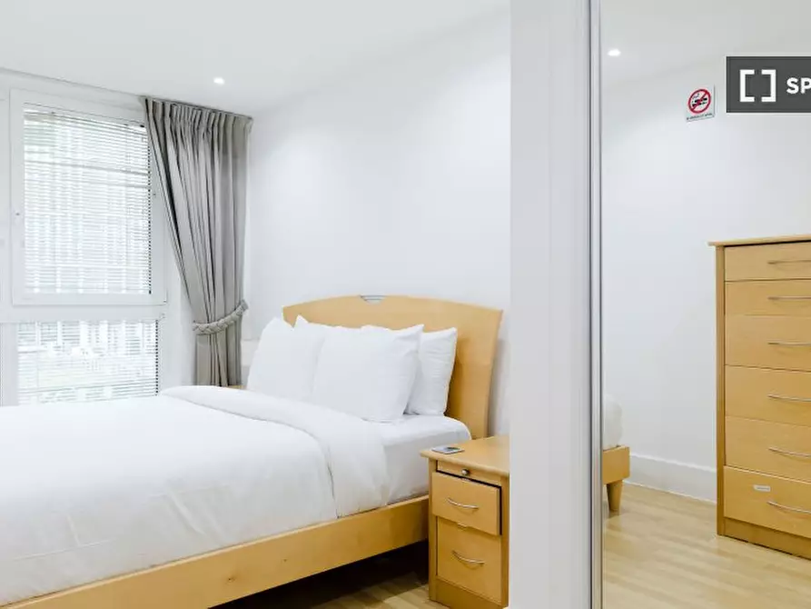 Immagine 7 di Appartamento in affitto  in St George Wharf a Lambeth