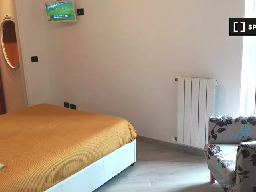 Immagine 13 di Appartamento in affitto  in Via Gambasca a Roma