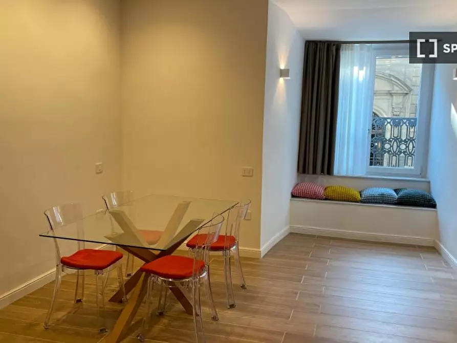 Immagine 3 di Appartamento in affitto  in Via Medina a Napoli