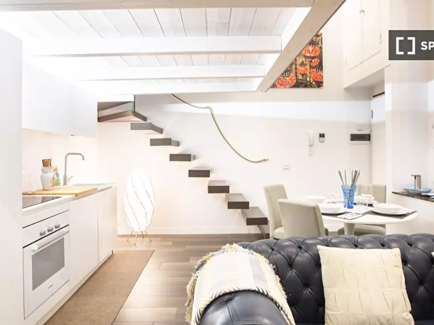 Immagine 8 di Appartamento in affitto  in Via S. Gregorio a Milano