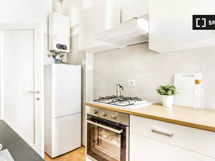 Immagine 8 di Camera condivisa in affitto  in Via degli Astri a Milano