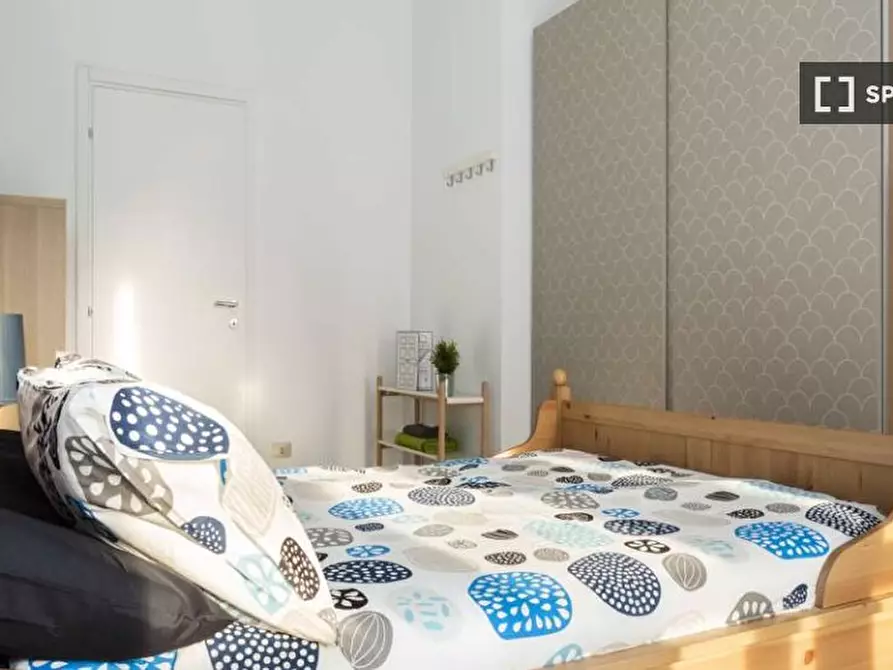 Immagine 2 di Camera condivisa in affitto  in Via Dei Mandorli Milan a Buccinasco