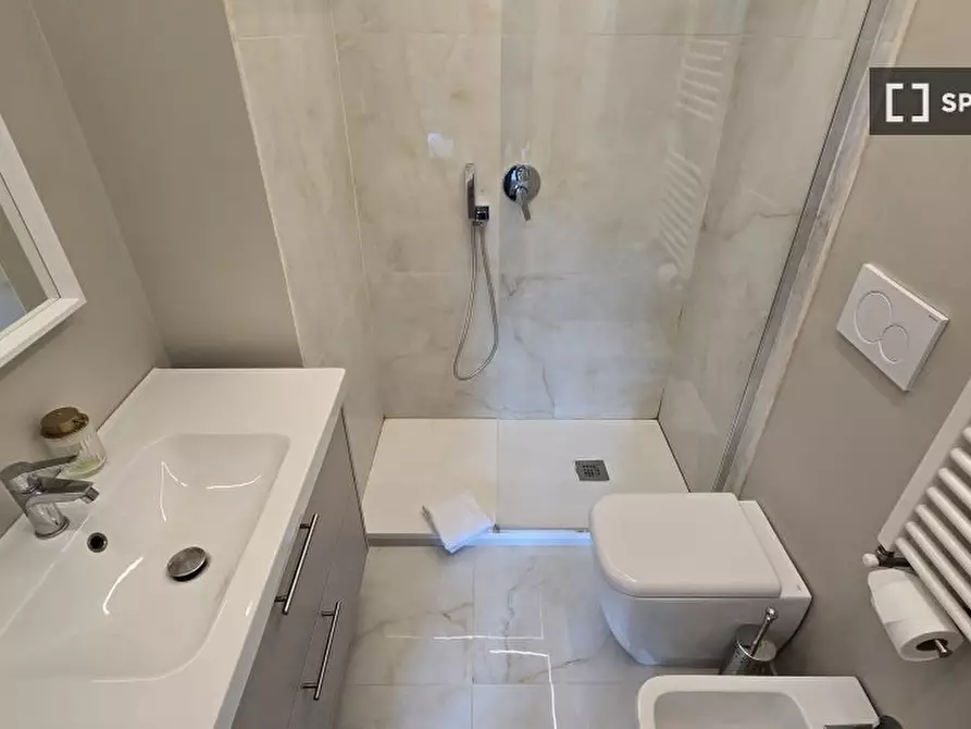 Immagine 7 di Camera condivisa in affitto  in Via Nicolò da Pistoia a Roma