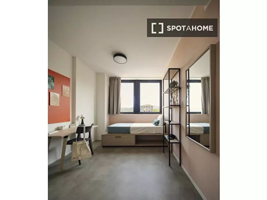 Immagine 1 di Camera condivisa in affitto  in Corso Novara a Torino