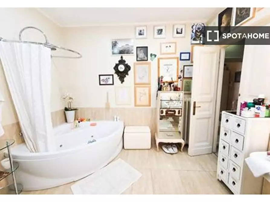 Immagine 9 di Appartamento in affitto  in Via Merulana a Roma