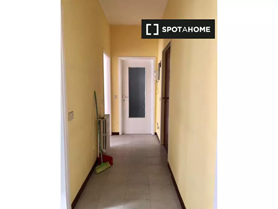 Immagine 9 di Camera condivisa in affitto  in Via Lecco, 20090 Buccinasco MI, Italy a Buccinasco