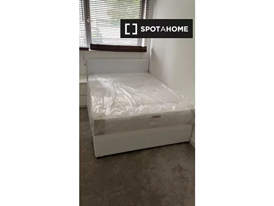 Immagine 3 di Camera condivisa in affitto  in Copenhagen Pl a Poplar