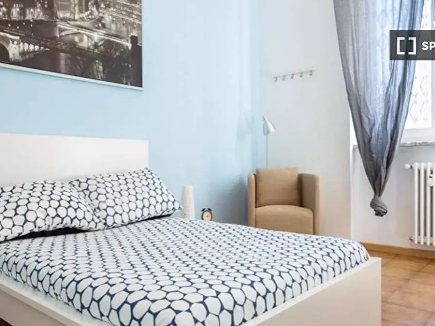 Immagine 2 di Camera condivisa in affitto  in Via Dei Mandorli Milan a Corsico