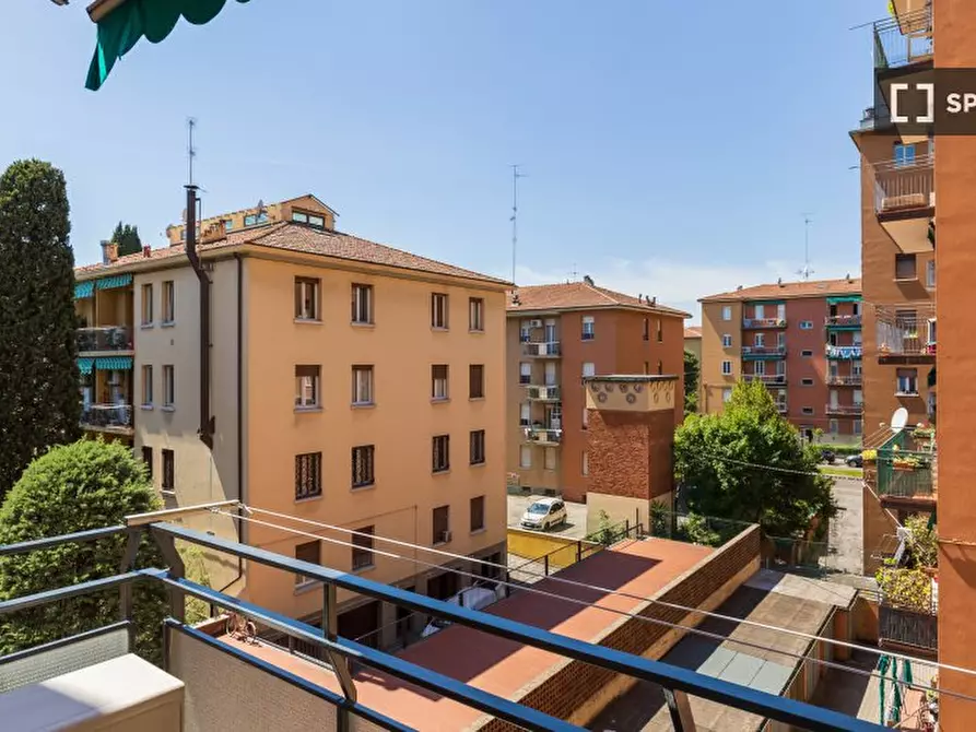 Immagine 11 di Appartamento in affitto  in Via Genova a Bologna