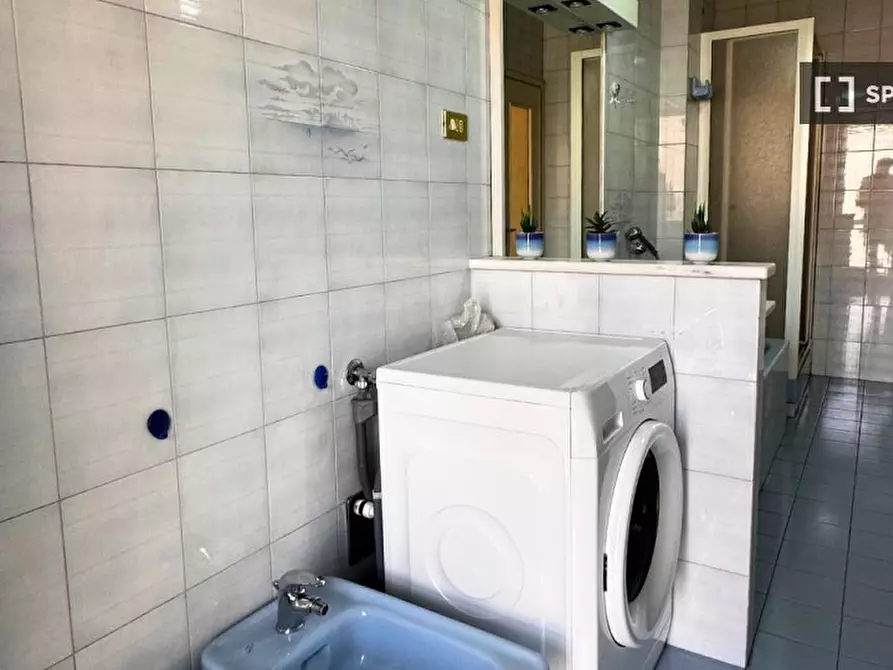 Immagine 12 di Camera condivisa in affitto  in C.so Giulio Cesare a Torino