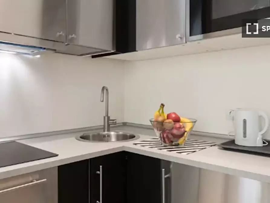 Immagine 15 di Appartamento in affitto  in Via dell'Albero a Firenze