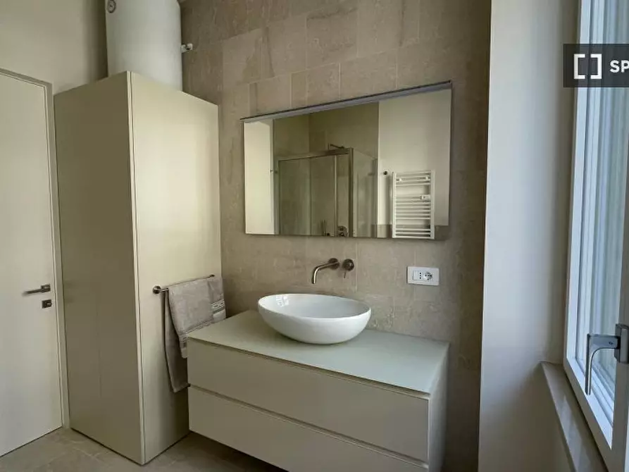 Immagine 9 di Appartamento in affitto  in Via Lovanio a Milano