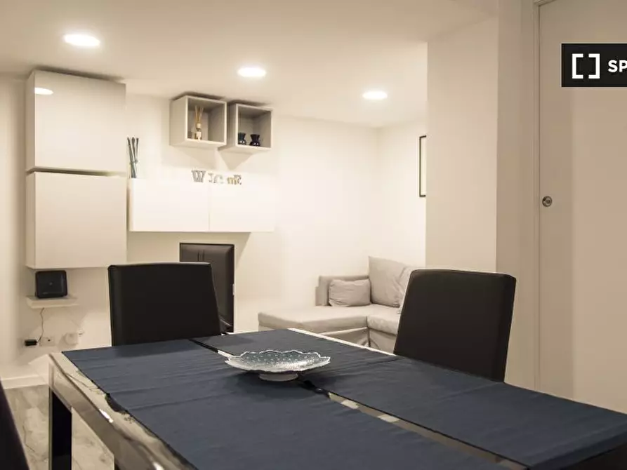 Immagine 14 di Appartamento in affitto  in Via Ariberto a Milano