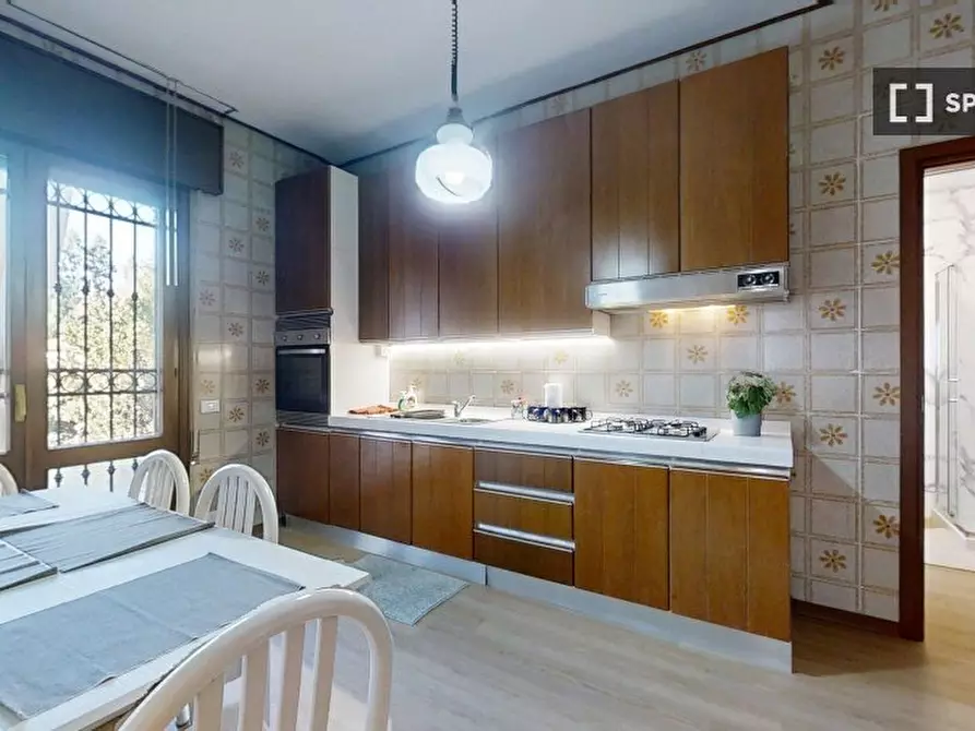 Immagine 15 di Camera condivisa in affitto  in VIA CERNAIA a Padova