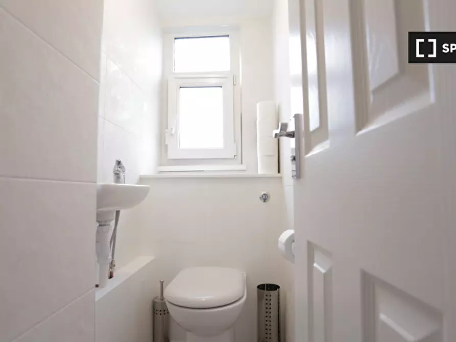 Immagine 8 di Camera condivisa in affitto  in Corringham Rd a Poplar