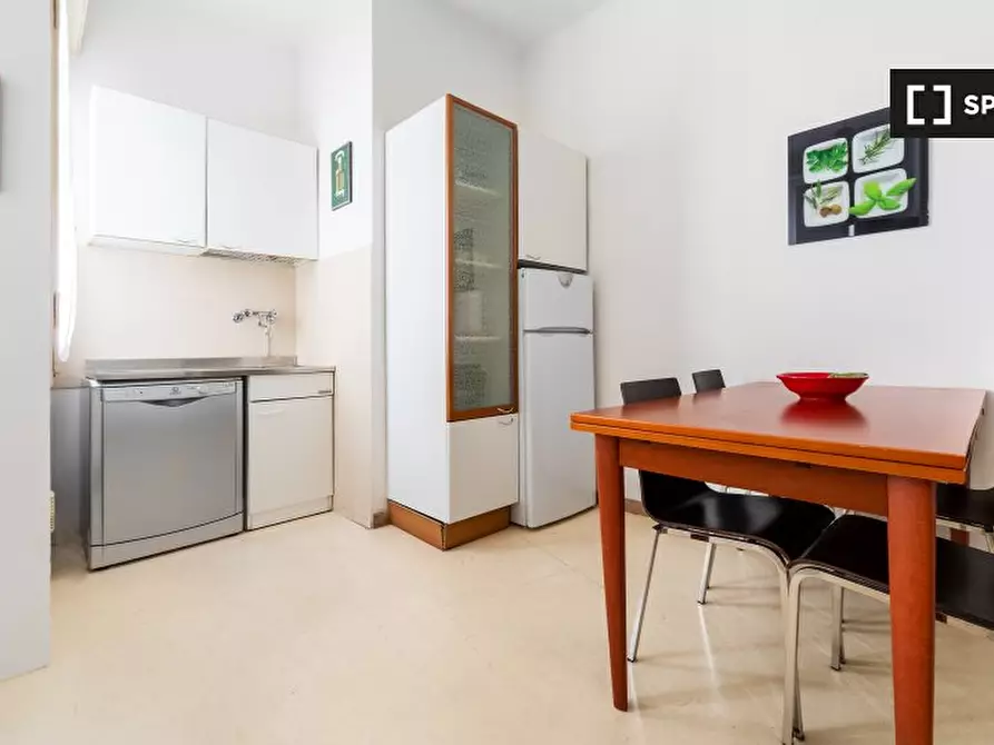 Immagine 18 di Appartamento in affitto  in Via delle Lame a Bologna